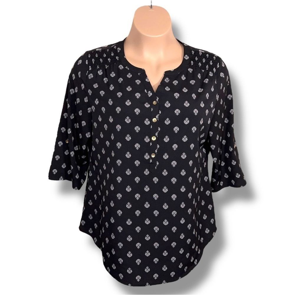 XL Croft And Barrow Black White Blue Boho Top Roll Tab Sleeve Bohemian